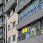 Ultracentral Studio: Explore The City In Style