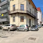 Ultracentral Studio: Explore The City In Style